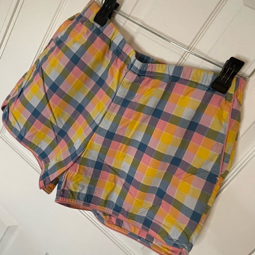Lands End women’s plaid shorts medium 10-12